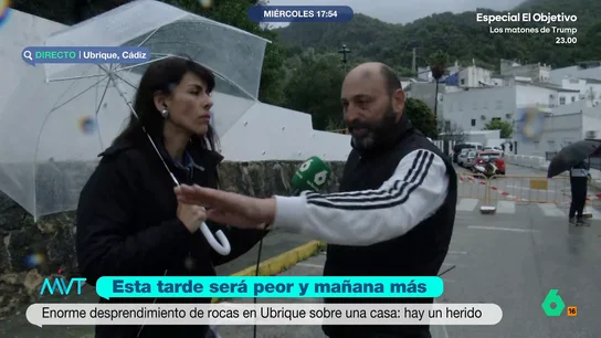 Dani, vecino de Ubrique, tras la caída de una roca por la borrasca Leonardo: "Sonó un ruido muy fuerte, no sabía lo que era" Dani Lamela es vecino de la zona en la que ha caído una roca de grandes dimensiones. Esta ha impactado en una casa y, además, ha destrozado tres vehículos. Por fortuna, el propietario de ese domicilio no ha sufrido heridas de gravedad.