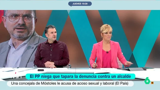 Iñaki López, al PP de Madrid: "Con lo claro que lo vieron con Salazar y con Julio Iglesias y el alcalde de Móstoles hay dificultad" Iñaki López reflexiona con su ironía habitual sobre las presiones a las que habría sometido el PP madrileño a una exconcelaja de Móstoles para tapar sus acusaciones de acoso laboral y sexual contra el alcalde.