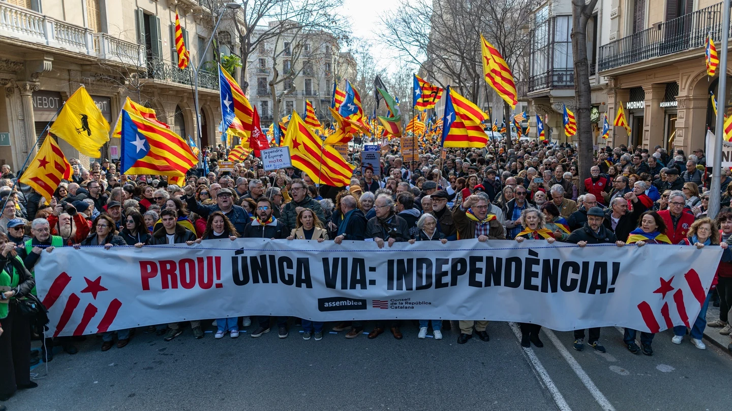 Manifestación por la situación de los Rodalies en Barcelona Manifestación por la situación de los Rodalies en Barcelona