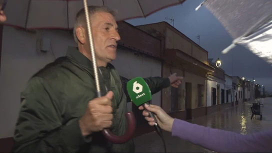 Un vecino de Tocina habla con laSexta tras ser desalojado de su vivienda por seguridad Un vecino de Tocina habla con laSexta tras ser desalojado de su vivienda por seguridad