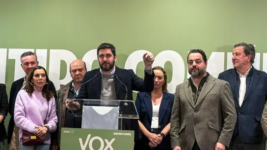 El candidato de Vox a la Presidencia de Aragón, Alejandro Nolasco, durante la rueda de prensa en la sede regional del partido en Zaragoza. El candidato de Vox a la Presidencia de Aragón, Alejandro Nolasco, durante la rueda de prensa en la sede regional del partido en Zaragoza.