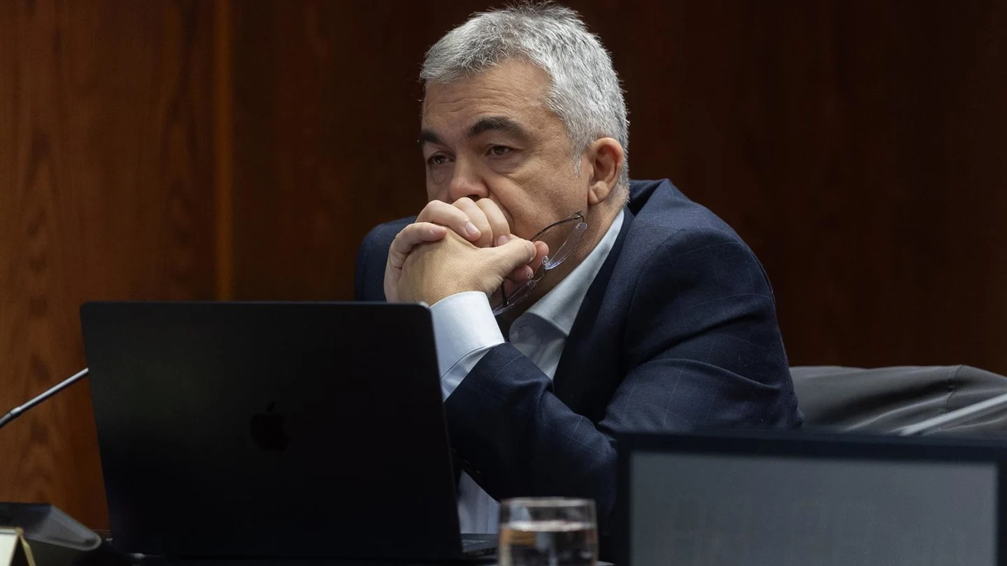 Santos Cerdán: "Tengo muchos amigos socialistas que están conmigo" Santos Cerdán: "Tengo muchos amigos socialistas que están conmigo"
