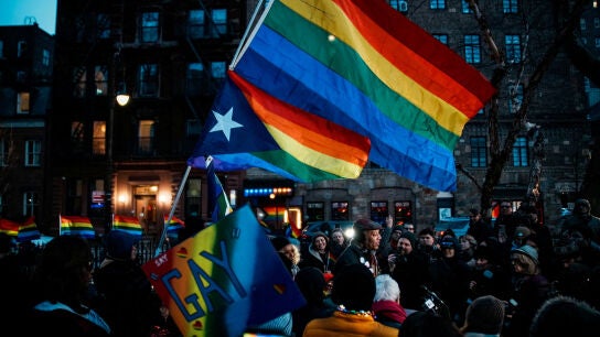 Gente protesta en Nueva York