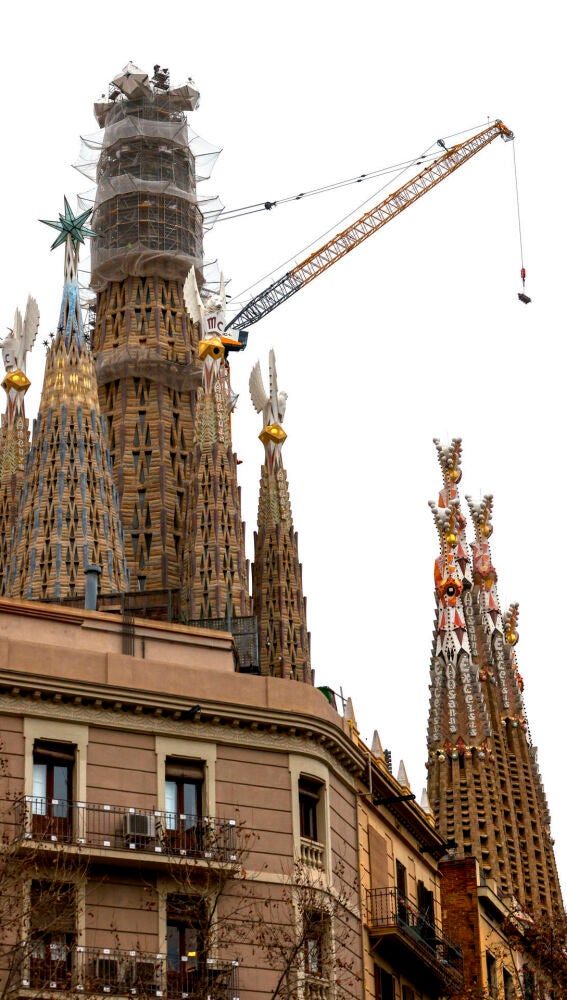 La Sagrada Familia inaugurará el próximo 10 de junio, coincidiendo con el centenario de la muerte de Antoni Gaudí, la torre de Jesucristo