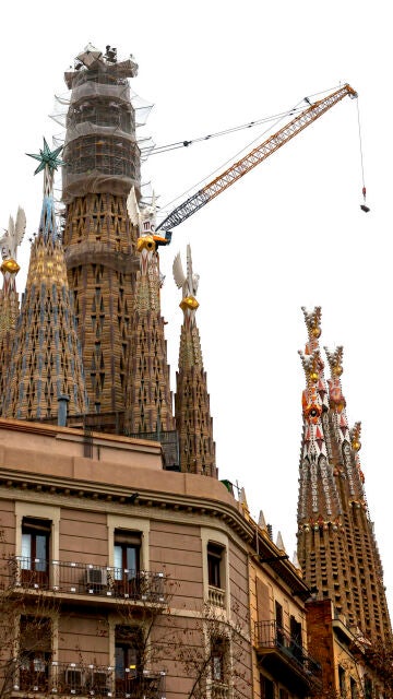 La Sagrada Familia inaugurará el próximo 10 de junio, coincidiendo con el centenario de la muerte de Antoni Gaudí, la torre de Jesucristo