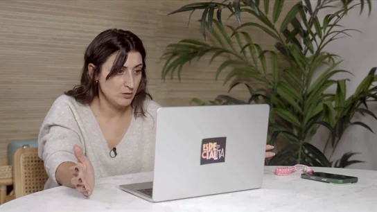 Susi Caramelo se infiltra en la app secreta de "ligoteo" para famosos: "Según me han contado, es más fácil ser Papa" Susi Caramelo se infiltra en la app secreta de "ligoteo" para famosos: "Según me han contado, es más fácil ser Papa"