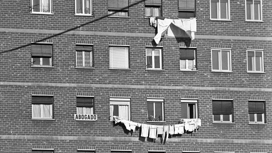 Fachadas de un barrio de Madrid en abril de 1989
