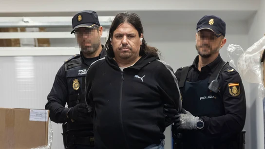 Pasa a disposición judicial el hombre detenido en Murcia por la Policía Nacional como presunto autor de delitos de violencia de género y detención ilegal Pasa a disposición judicial el hombre detenido en Murcia por la Policía Nacional como presunto autor de delitos de violencia de género y detención ilegal