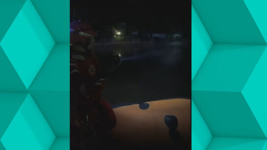 Le pillaron robando y se lanz&oacute; al r&iacute;o: buscan a un hombre en el Bidasoa que se tir&oacute; cuando hu&iacute;a de la Ertzaintza.