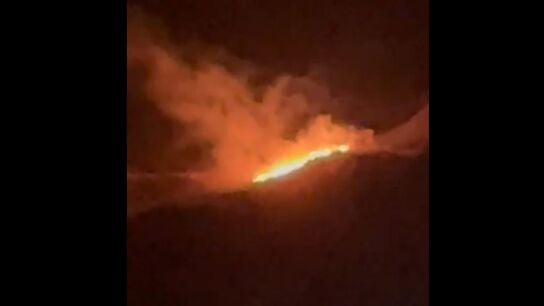 Imagen del incendio declarado en Cabo Ti&ntilde;oso (Cartagena)