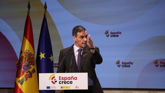 El presidente del Gobierno, Pedro S&aacute;nchez, interviene durante el acto de clausura de la presentaci&oacute;n del nuevo fondo 'Espa&ntilde;a Crece'