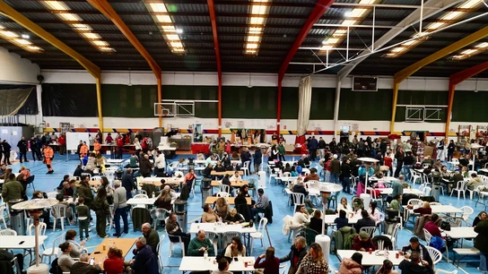 mágenes de los vecinos desalojados de Grazalema en el polideportivo El Fuerte de Ronda. mágenes de los vecinos desalojados de Grazalema en el polideportivo El Fuerte de Ronda.