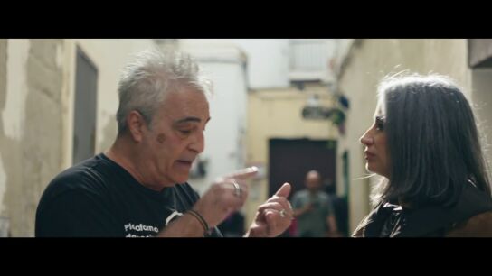 Los vecinos de El P&oacute;pulo de C&aacute;diz, hartos de los turistas: "Nos expropian. No somos un barrio, somos un parque tem&aacute;tico"