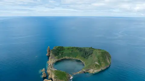 Islote de Vila Franca do Campo, en Azores Islote de Vila Franca do Campo, en Azores