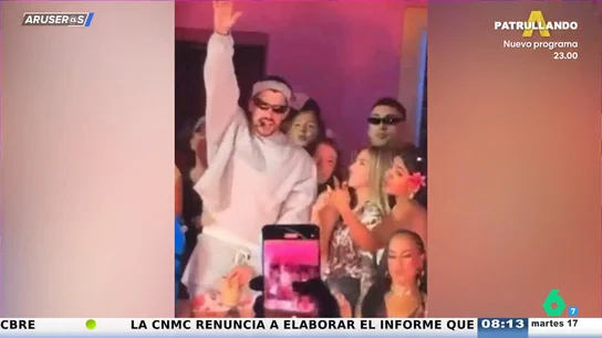 Bad Bunny se despide de Argentina con un concierto con famosos como Tini Stoessel o Bizarrap: "Parece más una comuna hippie" Bad Bunny se despide de Argentina con un concierto con famosos como Tini Stoessel o Bizarrap: "Parece más una comuna hippie"