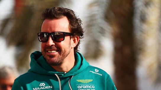 Alineaci&oacute;n de Aston Martin para la segunda semana de test en Bahr&eacute;in: qu&eacute; d&iacute;as corre Fernando Alonso