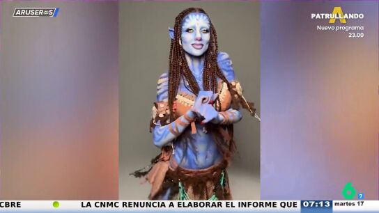 Lolalolita, disfrazada de Avatar