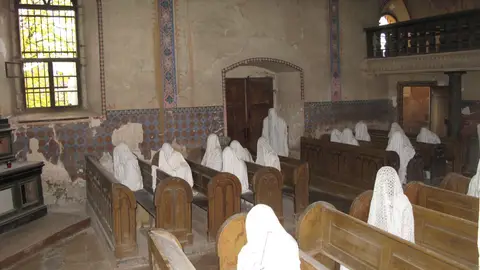 La iglesia de los nueve fantasmas La iglesia de los nueve fantasmas