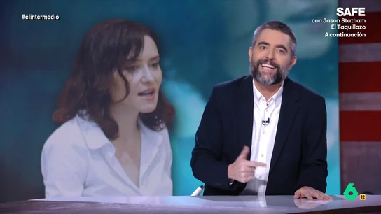 Dani Mateo, tras las críticas de Ayuso a Bad Bunny: "Ella es fan de Daddy Yankee, ve un fuego y le echa gasolina" Dani Mateo, tras las críticas de Ayuso a Bad Bunny: "Ella es fan de Daddy Yankee, ve un fuego y le echa gasolina"