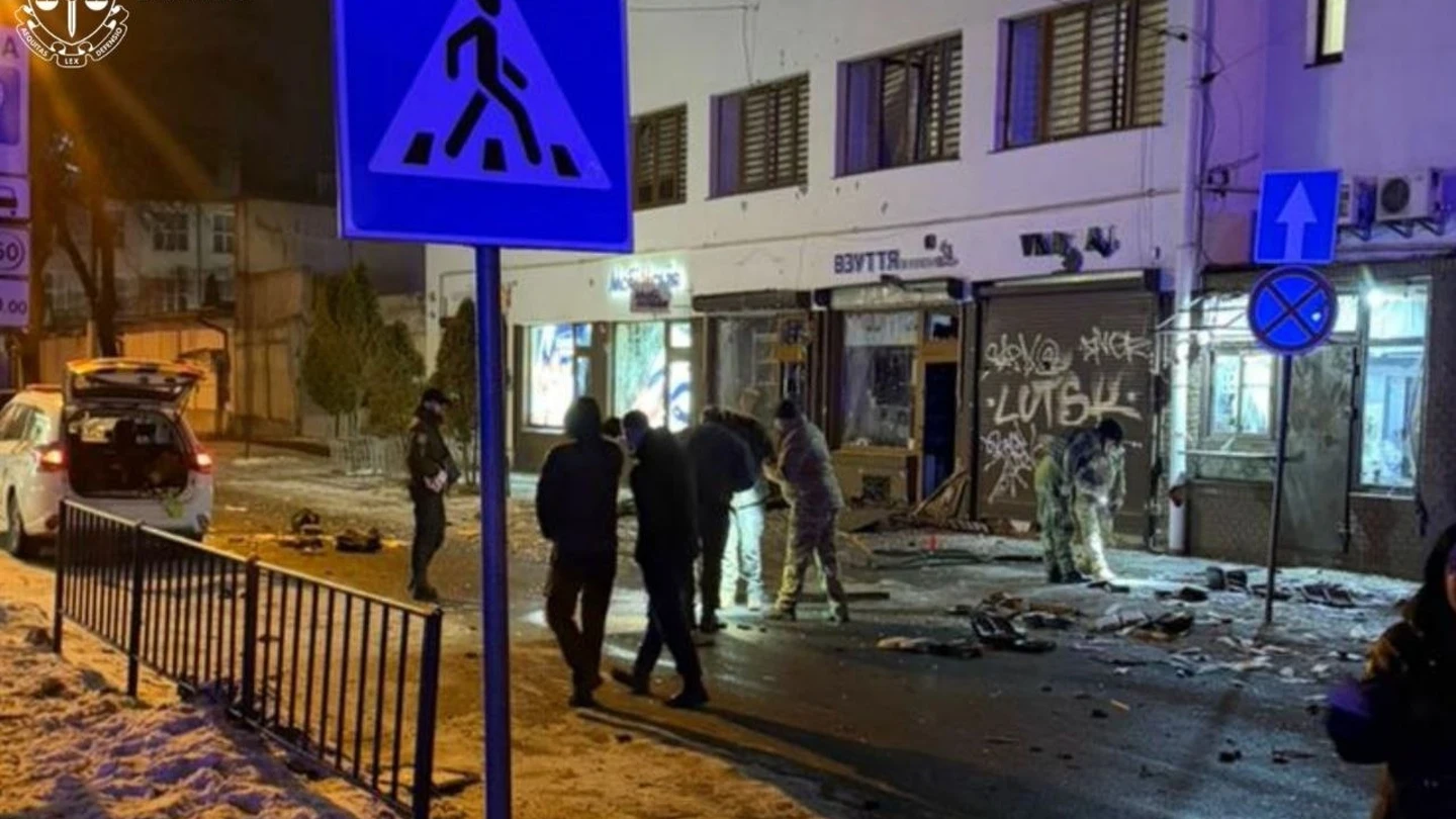 Imagen del lugar donde se ha producido un atentado terrorista en Ucrania Imagen del lugar donde se ha producido un atentado terrorista en Ucrania
