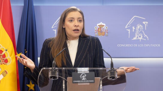 La portavoz del PP en el Congreso, Ester Mu&ntilde;oz, durante una rueda de prensa en el Congreso de los Diputados