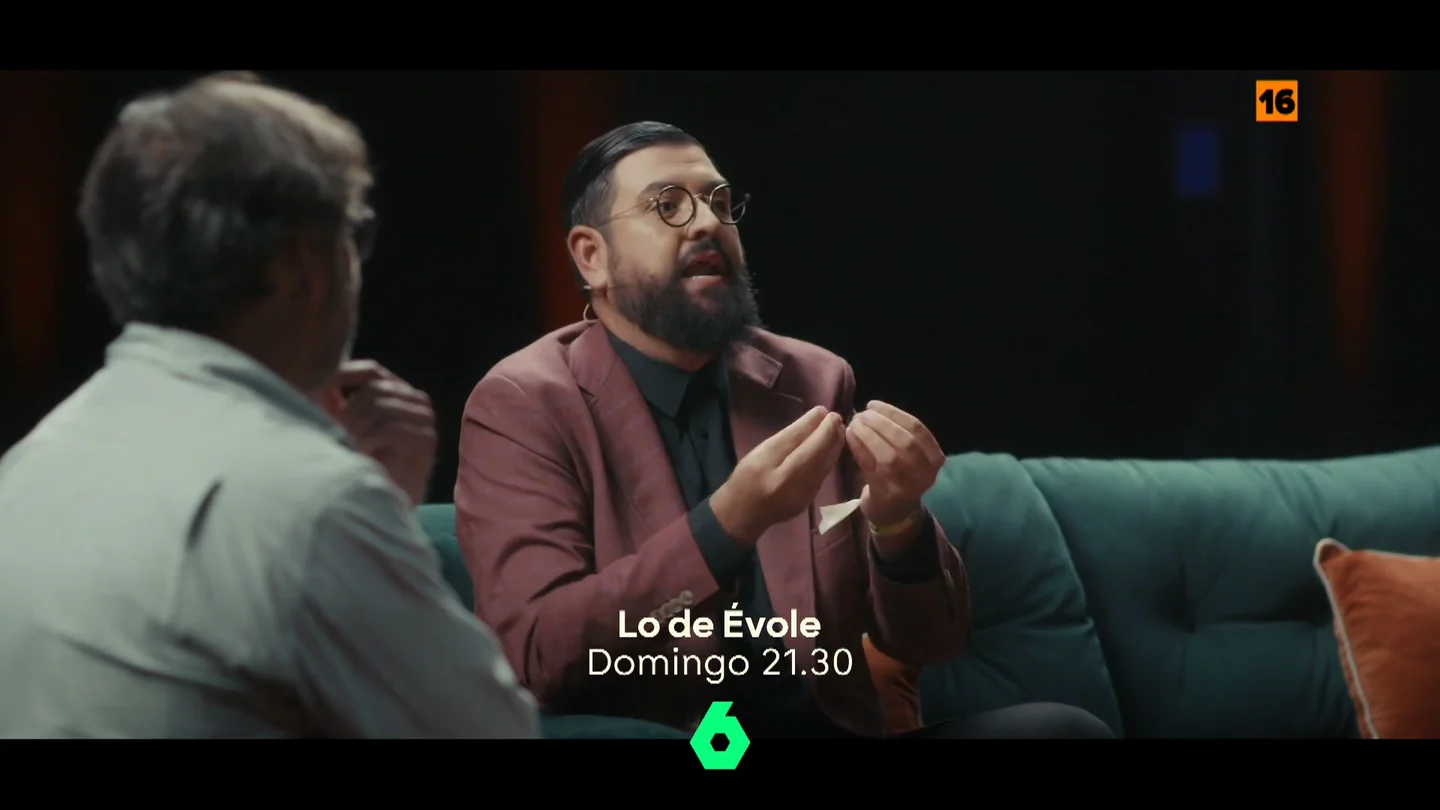 Manu Sánchez, a quien critica que la gente de izquierdas coma marisco: "¿Por qué le preocupa tanto a la derecha nuestro ácido úrico?" Manu Sánchez, a quien critica que la gente de izquierdas coma marisco: "¿Por qué le preocupa tanto a la derecha nuestro ácido úrico?"