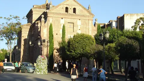 Ermita de Nuestra Señora de los Santos de Móstoles Ermita de Nuestra Señora de los Santos de Móstoles