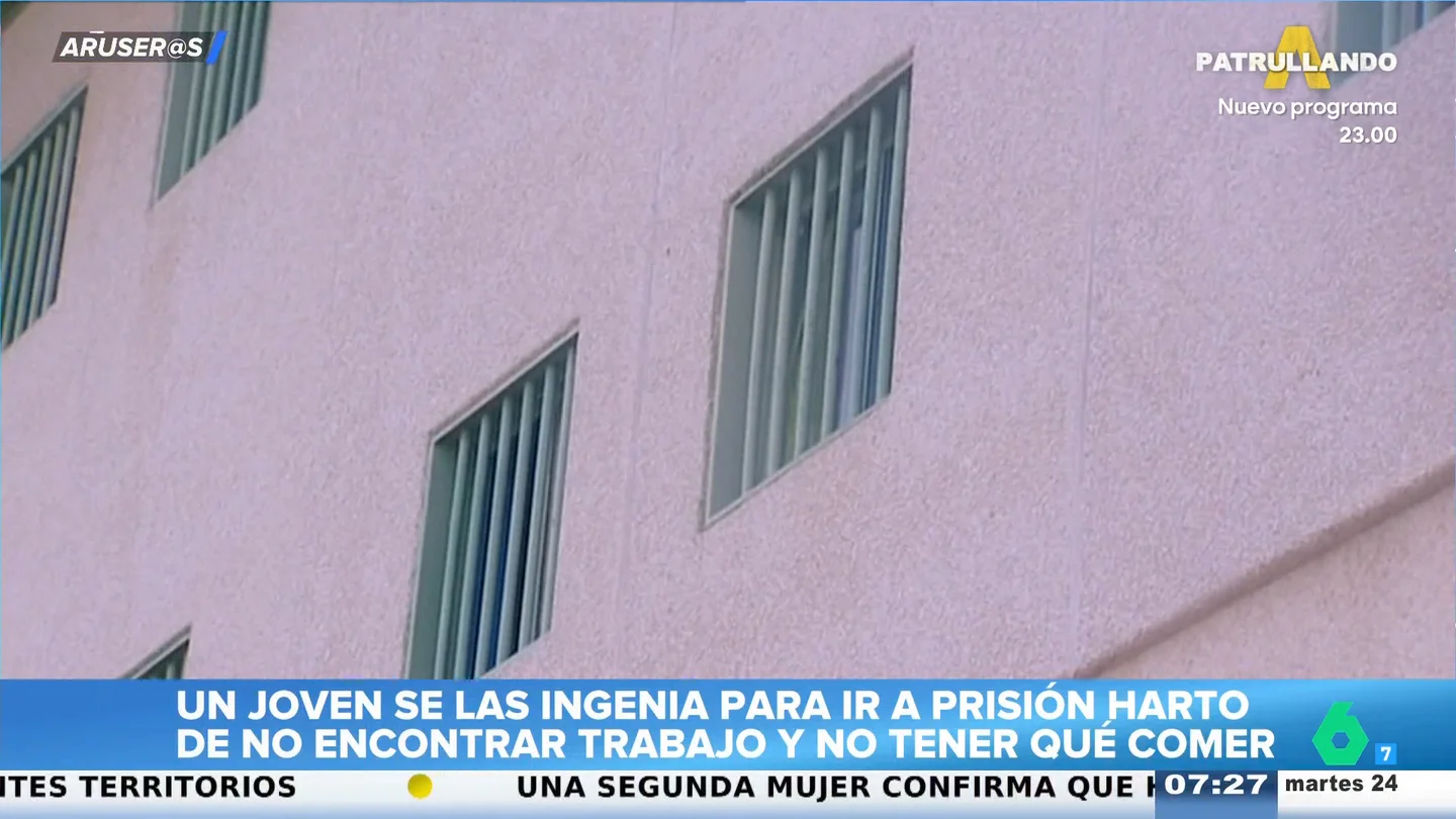 El insólito plan de un joven harto de no encontrar trabajo: acabar en la cárcel "con gastos pagados" El insólito plan de un joven harto de no encontrar trabajo: acabar en la cárcel "con gastos pagados"
