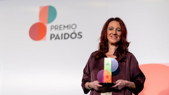 Cristina Monge recoge el Premio Paid&oacute;s