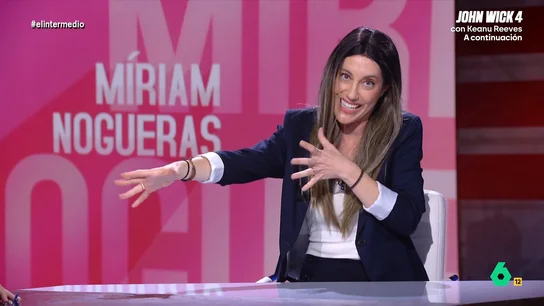 'Miriam Nogueras' 'celebra' el 'no' de Junts al escudo social: "Hoy se han parado millones de okupaciones" Cristina Gallego se convierte en Miriam Nogueras y, en este vídeo, analiza el 'no' Junts al escudo social del Gobierno, según ella para frenar la okupación, y plantea un referéndum entre el público de El Intermedio.