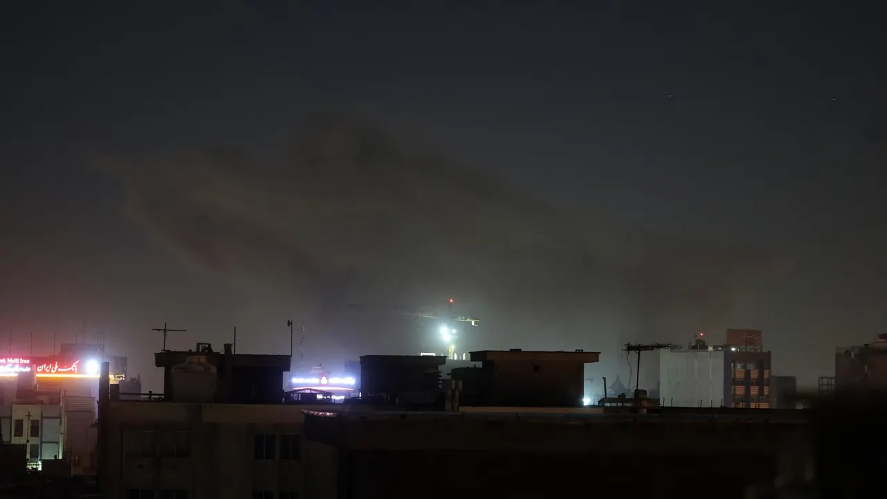 Ataque de EEUU e Israel a Irán, en directo | Irán ataca la embajada americana en Riad y EEUU pide a sus ciudadanos abandonar 14 países de la zona