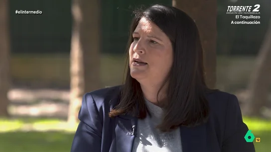 Marian Vaya denuncia que las ayudas para niños con necesidades especiales "son ridículas": "Rondan los 6.000-8.000 euros" Marian tiene tres hijos que sufren ataxia de Friedreich, una enfermedad rara neurodegenerativa. Sus hijos, de 17, 15 y 11 años, visitan cada seis meses a cinco especialistas diferentes. Además, semanalmente acuden a diferentes terapias.