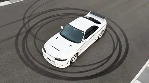 Nissan GT-R Nismo 400 R Nissan GT-R Nismo 400 R