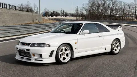 Skyline GT-R, la saga deslumbrante de Nissan está a punto de sumar otro modelo millonario Skyline GT-R, la saga deslumbrante de Nissan está a punto de sumar otro modelo millonario