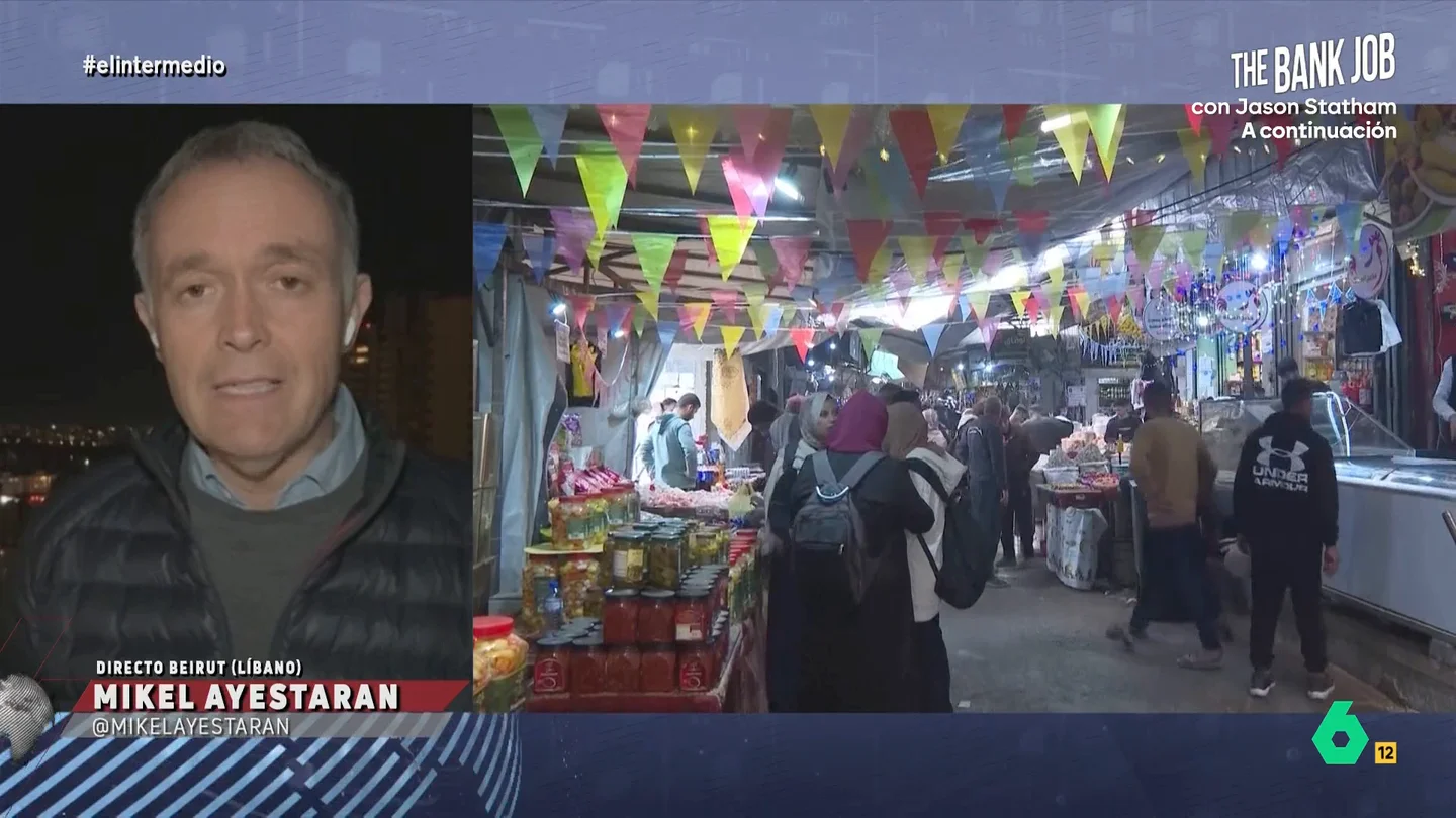 Mikel Ayestaran denuncia que estamos olvidando a Gaza: "Sigue bajo un bloqueo prácticamente total" El corresponsal señala que los pasos están cerrados y esto ha provocado que no pueda entrar ayuda humanitaria ni mercancía, lo que ha llevado a que los mercados estén desabastecidos y los precios disparados.