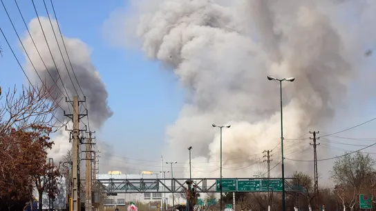 Sexto día de tensión en Oriente Medio con 1.200 muertos e Israel anuncia una nueva fase de ataques con "sorpresas" en Irán Sexto día de tensión en Oriente Medio con 1.200 muertos e Israel anuncia una nueva fase de ataques con "sorpresas" en Irán