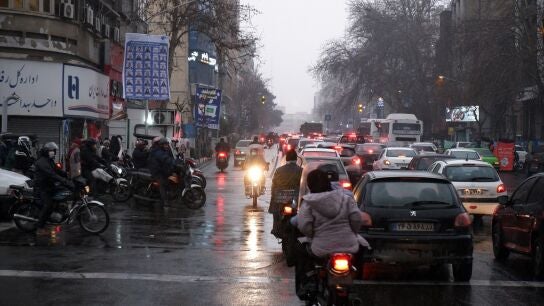 Unas 100.000 personas abandonaron Teherán en los dos primeros días de ofensiva de EEUU e Israel, según ACNUR