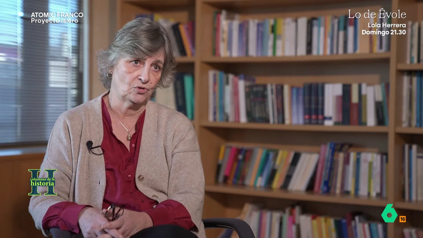 Ana Romero explica qué fue el plan estadounidense 'Átomos para la Paz' Con este proyecto, Estados Unidos pretendía transformar la imagen que se tenían de la energía nuclear, sobre todo tras lo ocurrido en Hiroshima y Nagasaki.