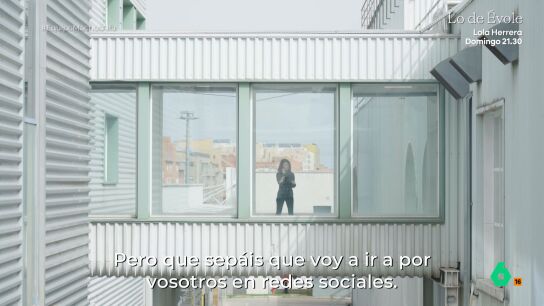 'Equipo de Investigaci&oacute;n' contacta con 'Red Pill', uno de los principales podcast de la machosfera en Espa&ntilde;a, para preguntarle por las denuncias contra &eacute;l por exponer datos privados y animar a su comunidad a ir contra determinadas personas. Su reacci&oacute;n, en este v&iacute;deo.