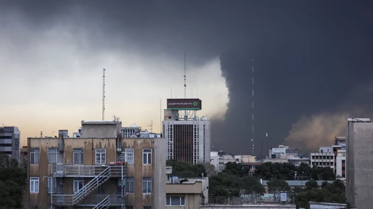 Teherán, envuelta en una nube tóxica Teherán, envuelta en una nube tóxica