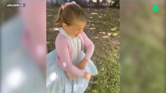 Alfonso Arús culpa a los padres de la niña de este vídeo viral de un 'gender reveal': "Mal por ellos, no han hecho su trabajo" Alfonso Arús culpa a los padres de la niña de este vídeo viral de un 'gender reveal': "Mal por ellos, no han hecho su trabajo"