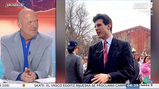 Nueva York se llena de dobles de John F. Kennedy Jr. tras el éxito de la miniserie 'Love Story' Nueva York se llena de dobles de John F. Kennedy Jr. tras el éxito de la miniserie 'Love Story'