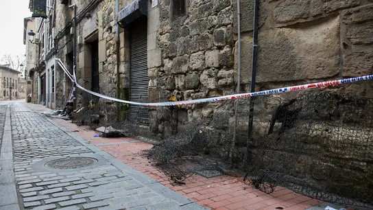 Tres muertos y cuatro heridos en el incendio de un edificio en Miranda de Ebro (Burgos) Tres muertos y cuatro heridos en el incendio de un edificio en Miranda de Ebro (Burgos)