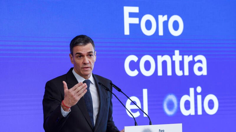 S&aacute;nchez anuncia un nuevo delito de "amplificaci&oacute;n algor&iacute;tmica" contra los mensajes de odio: "Nadie est&aacute; por encima de la ley"