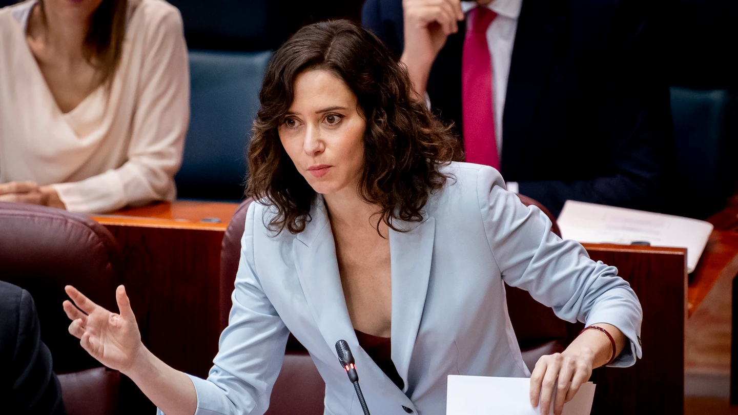 La presidenta de la Comunidad de Madrid, Isabel Díaz Ayuso, durante una sesión plenaria en la Asamblea de Madrid La presidenta de la Comunidad de Madrid, Isabel Díaz Ayuso, durante una sesión plenaria en la Asamblea de Madrid