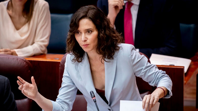 La presidenta de la Comunidad de Madrid, Isabel D&iacute;az Ayuso, durante una sesi&oacute;n plenaria en la Asamblea de Madrid