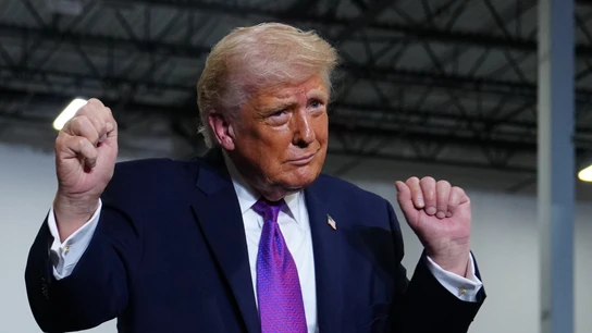 El presidente de Estados Unidos, Donald Trump, baila durante un mitin El presidente de Estados Unidos, Donald Trump, baila durante un mitin