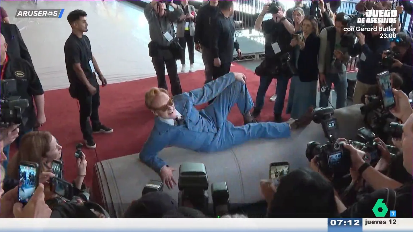 Alfonso Arús, al ver a Conan O'Brien desplegar la alfombra roja de los Premios Oscar: "Está gastada" Alfonso Arús, al ver a Conan O'Brien desplegar la alfombra roja de los Premios Oscar: "Está gastada"