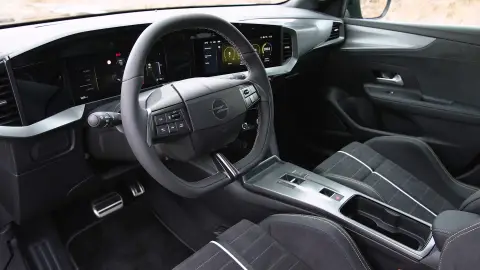 Interior Opel Mokka GSE Interior Opel Mokka GSE