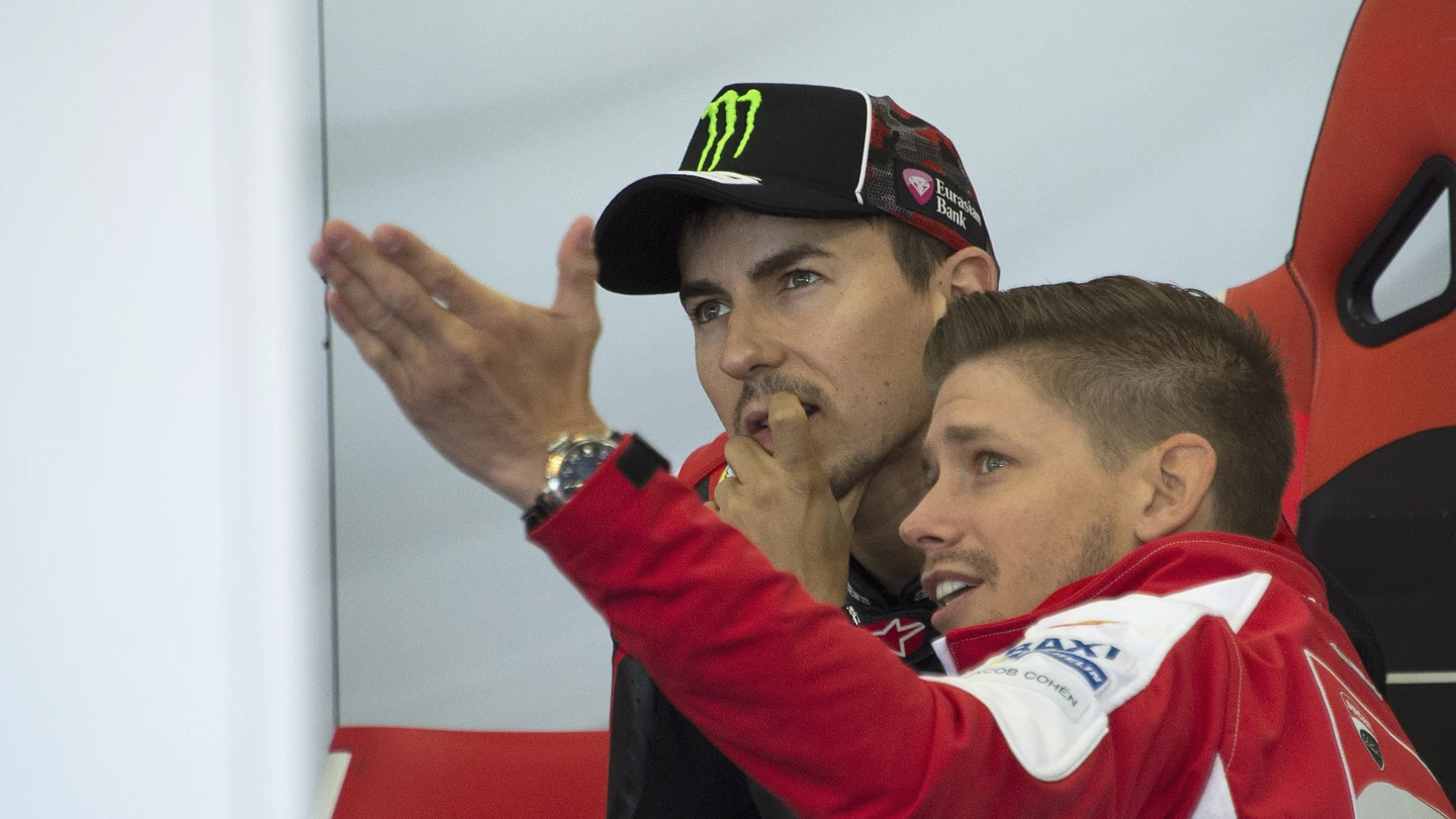Jorge Lorenzo y Casey Stoner Jorge Lorenzo y Casey Stoner